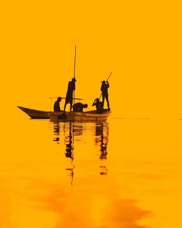 Fishermen at indian ocean DIani beach